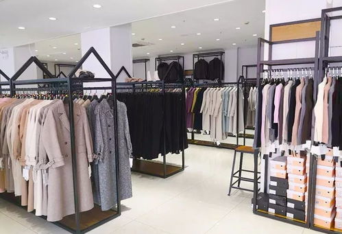 迎春節(jié) 南匯禹惠服飾工廠店 羊毛大衣 羽絨服 海寧皮草特價(jià)銷售